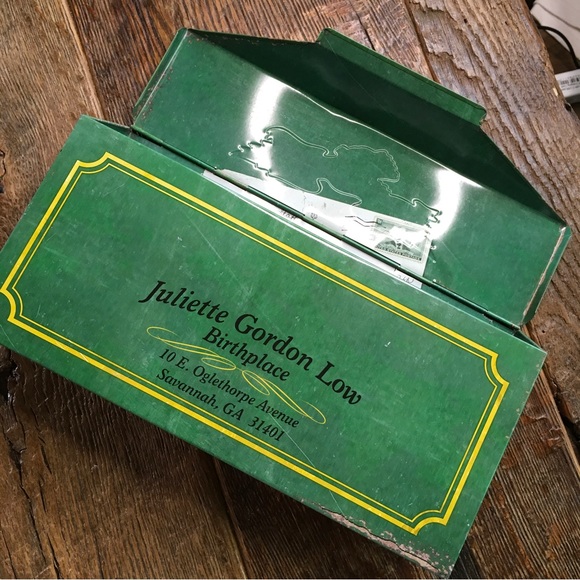 Girl Scout Mail Box - Picture 11 of 15